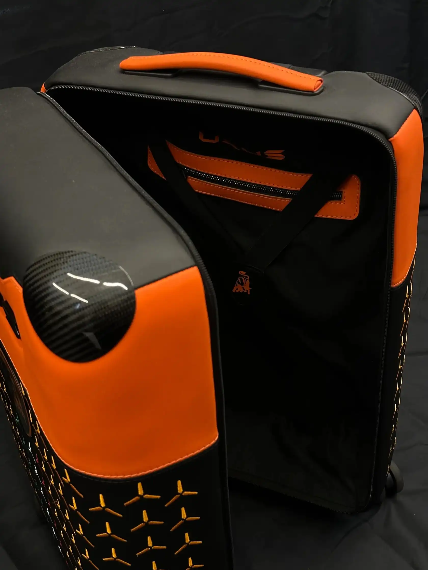 Lamborghini Travel Open Car Bag Andromeda Crown