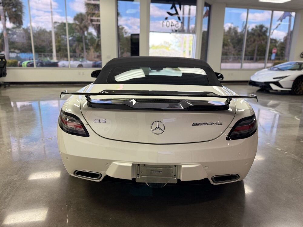 2015 Mercedes-Benz SLS AMG GT 2dr Roadster SLS AMG GT Final Edition23